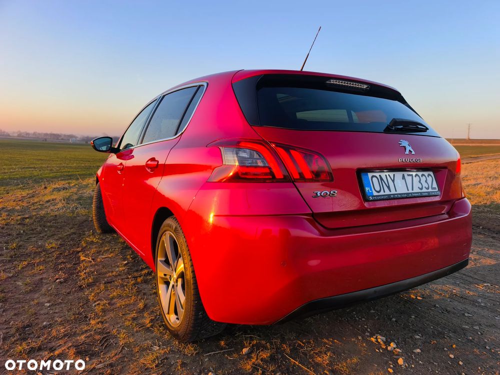 Peugeot 308 1.2 PureTech GPF Allure S&S EAT8 - 8
