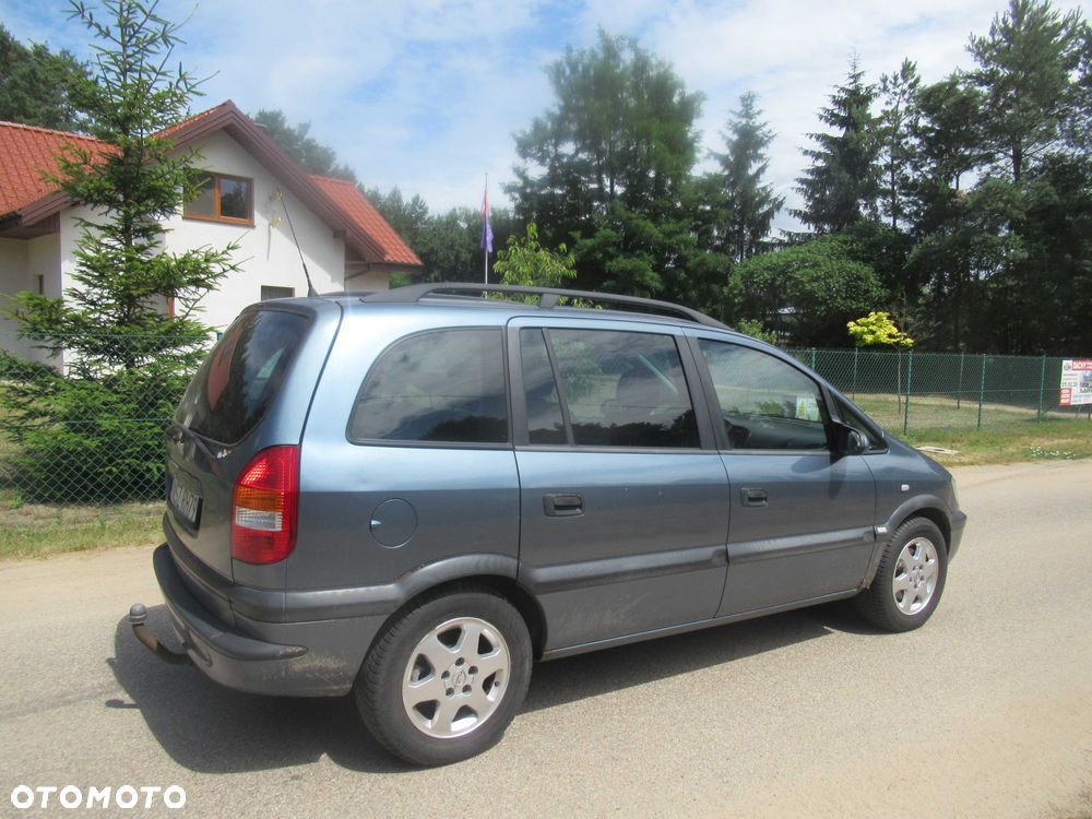 Opel Zafira - 4