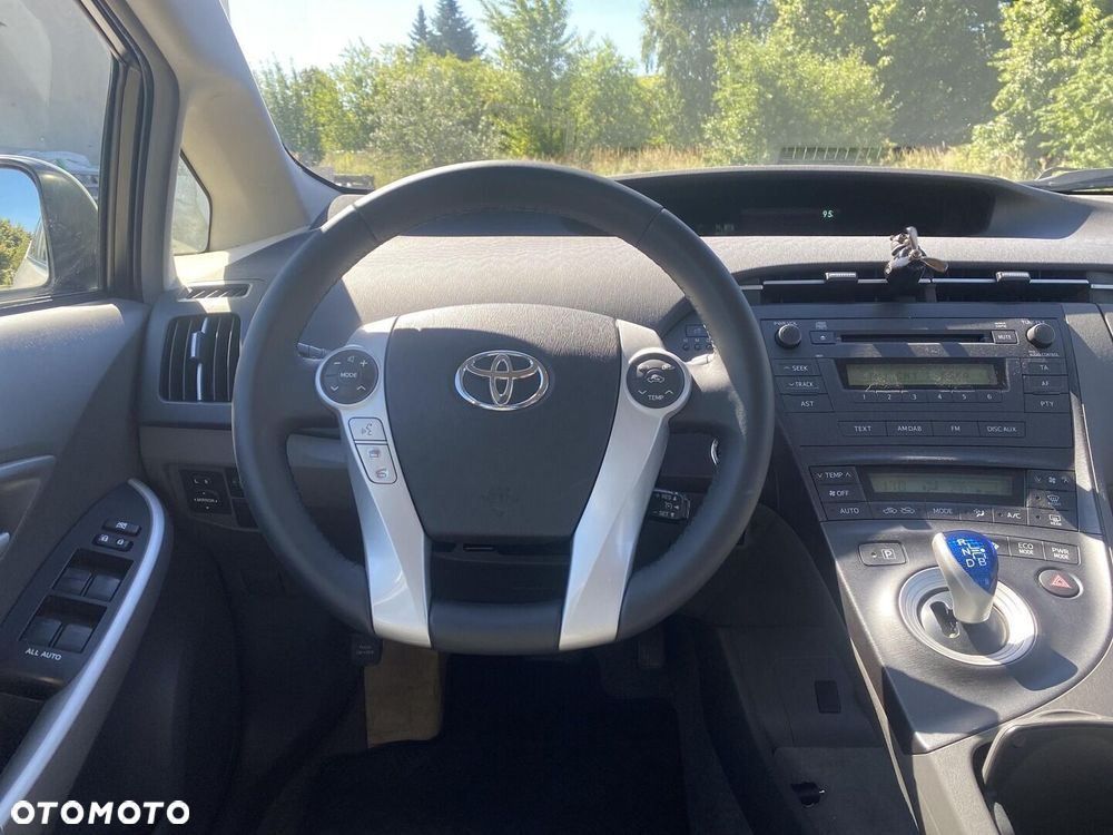 Toyota Prius 1.8 HSD Luna - 18