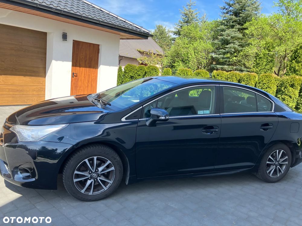 Toyota Avensis 1.8 Premium - 2