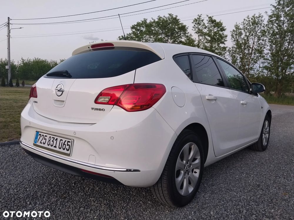 Opel Astra 1.4 T Cosmo - 13
