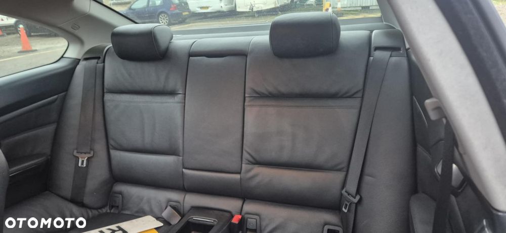 BMW Seria 3 - 16