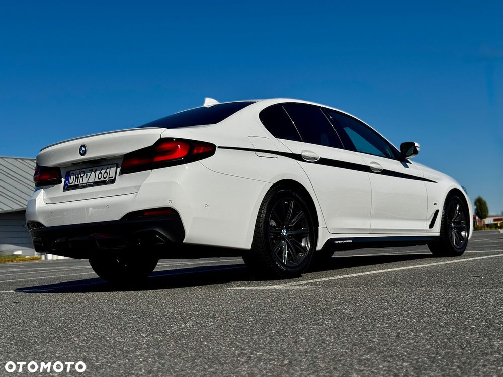BMW Seria 5 520d M Sport - 17