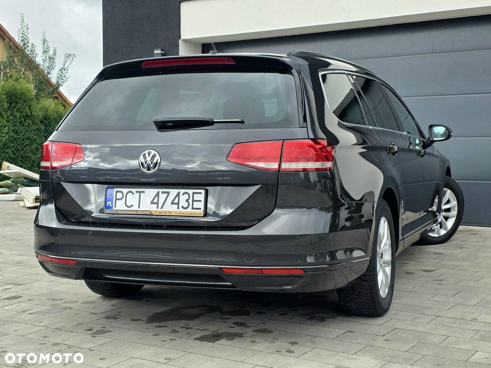 Volkswagen Passat Variant - 4