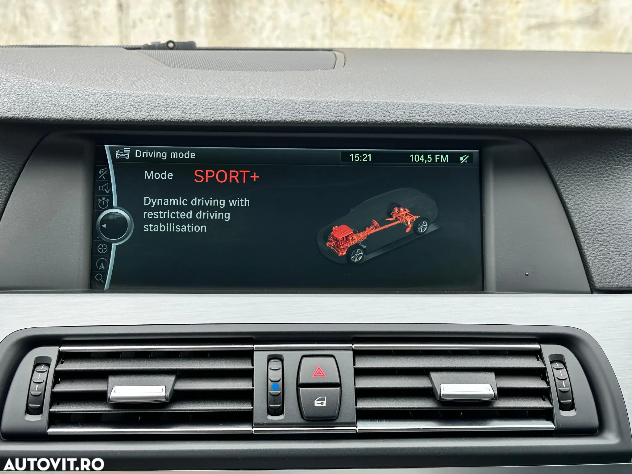 BMW Seria 5 520d Touring BluePerformance Sport-Aut. - 24