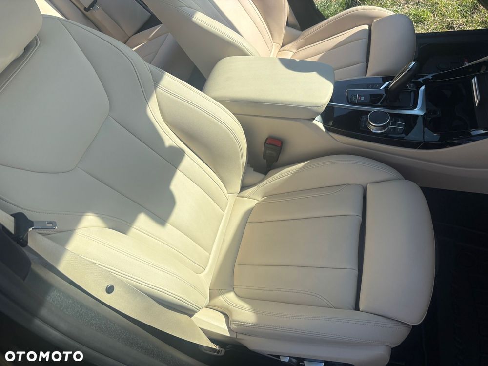 BMW X3 xDrive30i xLine - 22