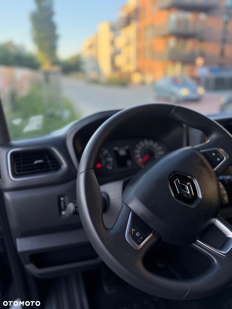Renault Master - 15