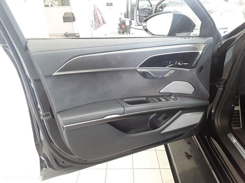 Audi S8 TFSI mHEV Quattro Tiptr - 19