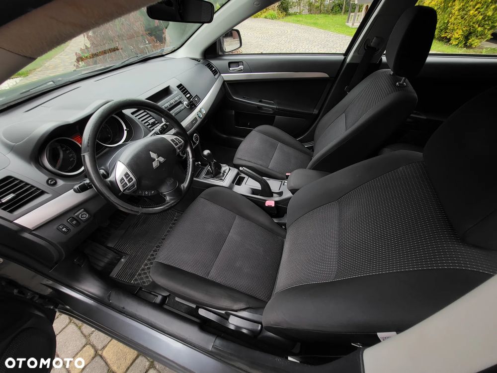 Mitsubishi Lancer 1.8 Intense LPG - 14