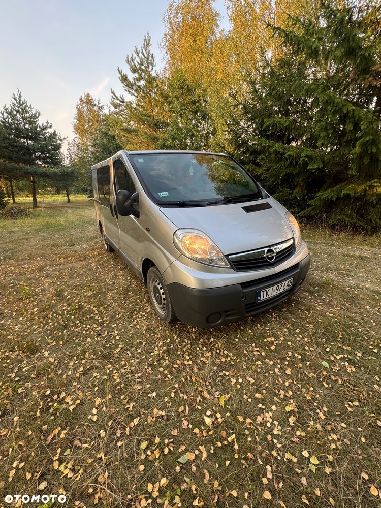 Opel Vivaro - 1