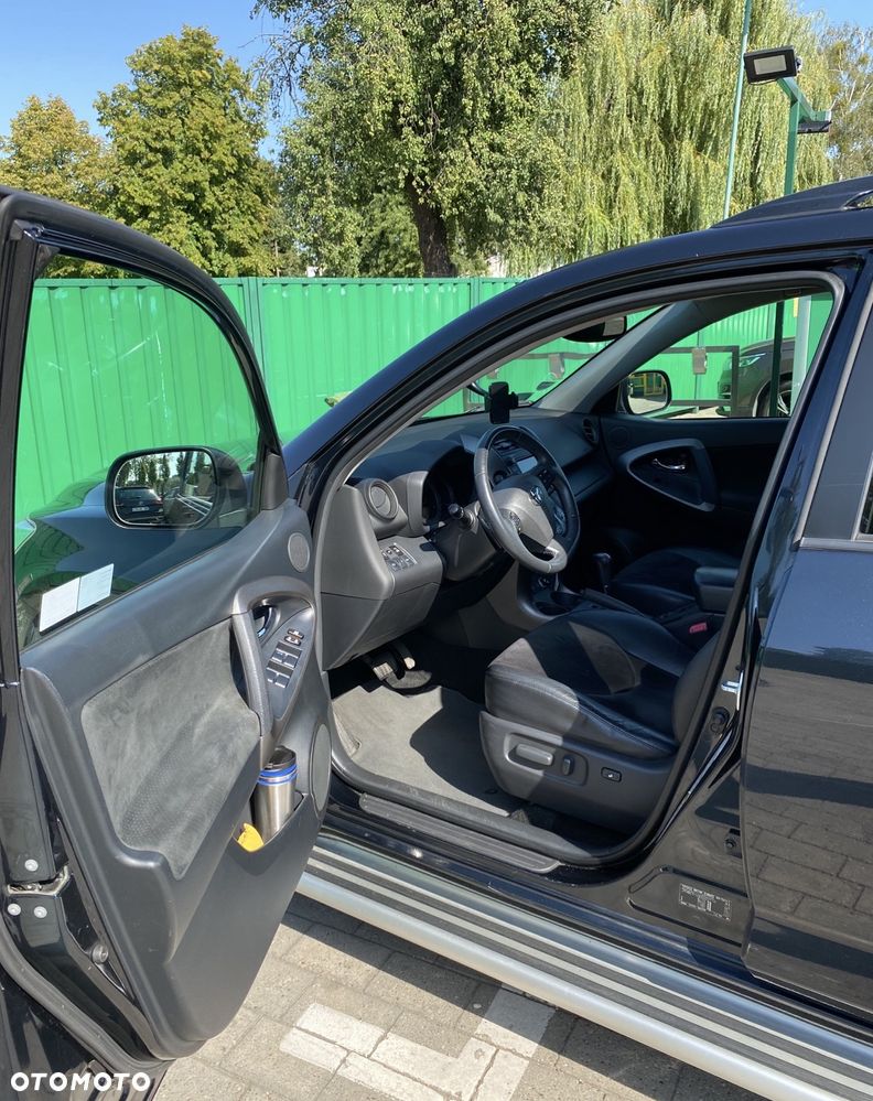 Toyota RAV4 2.0 VVT-i Prestige NAVI MS - 13