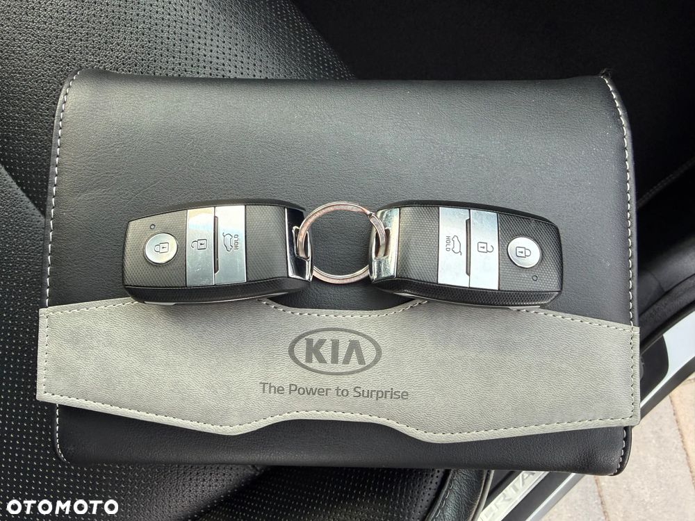 Kia Sportage 2,0 CRDI AWD GT Line - 40