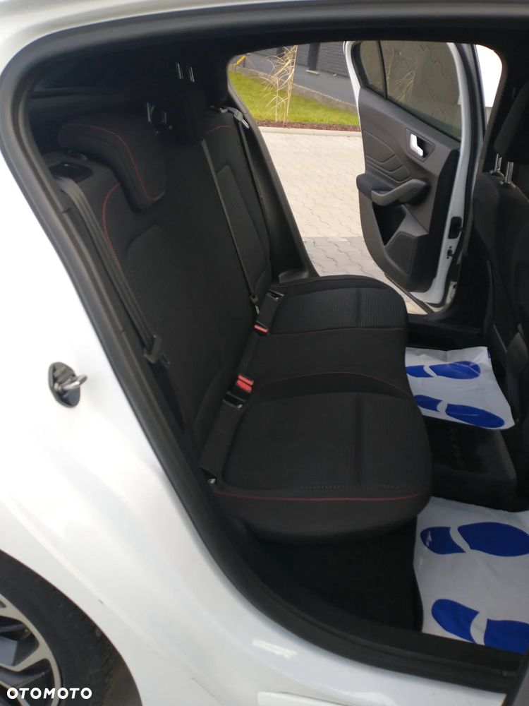 Ford Focus 1.0 EcoBoost ST-Line - 17