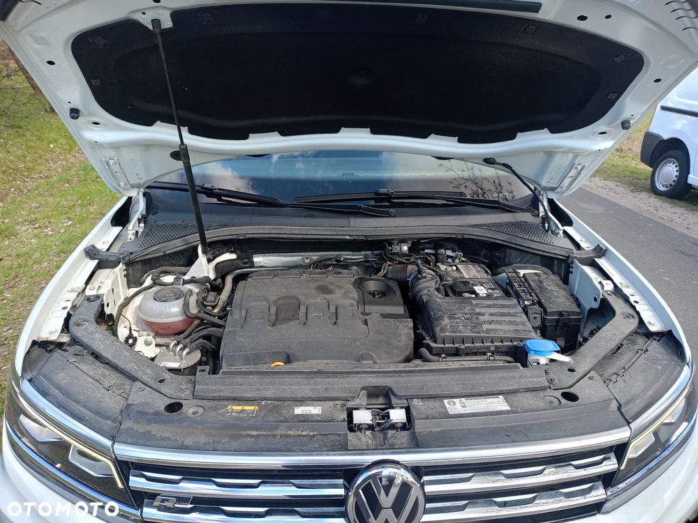 Volkswagen Tiguan 2.0 TDI SCR 4MotION DSG R-Line - 9