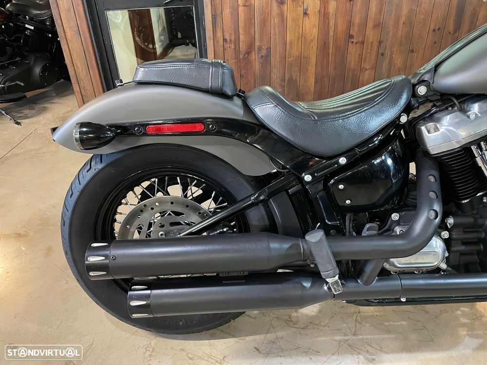 Harley-Davidson Softail FLSL  Slim - 6