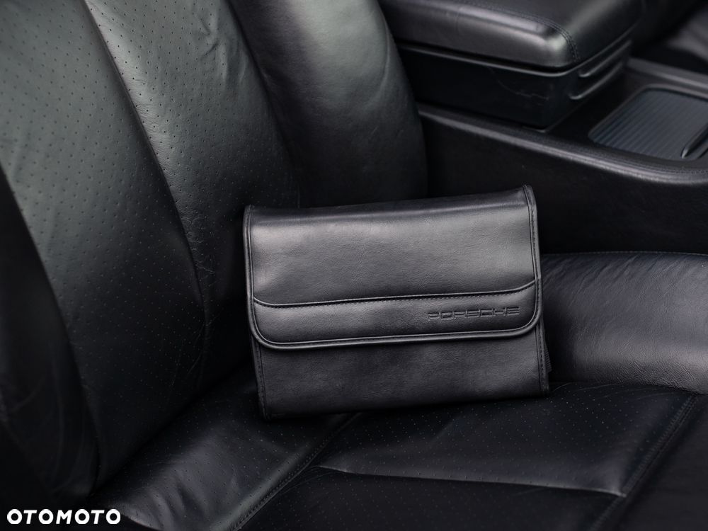 Porsche Cayenne - 34