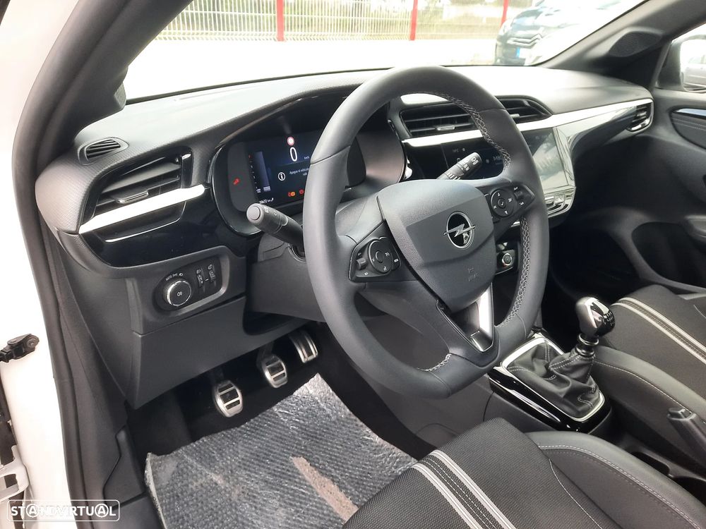 Opel Corsa 1.2 T GS Line - 19