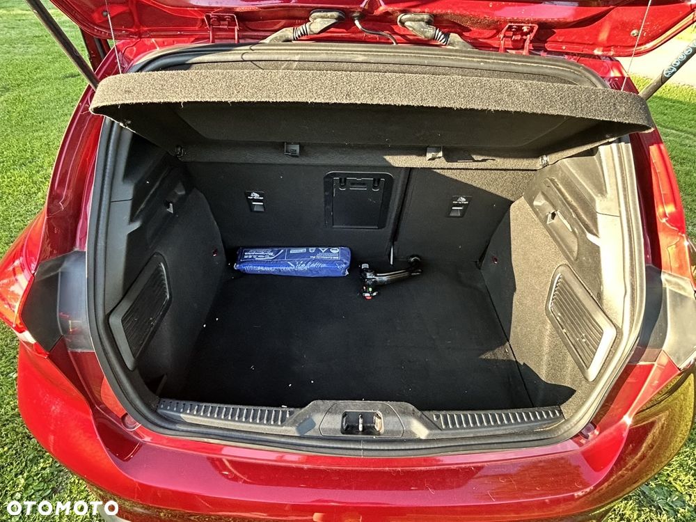 Ford Focus 2.0 EcoBlue STart-Stopp-System ST-LINE - 11