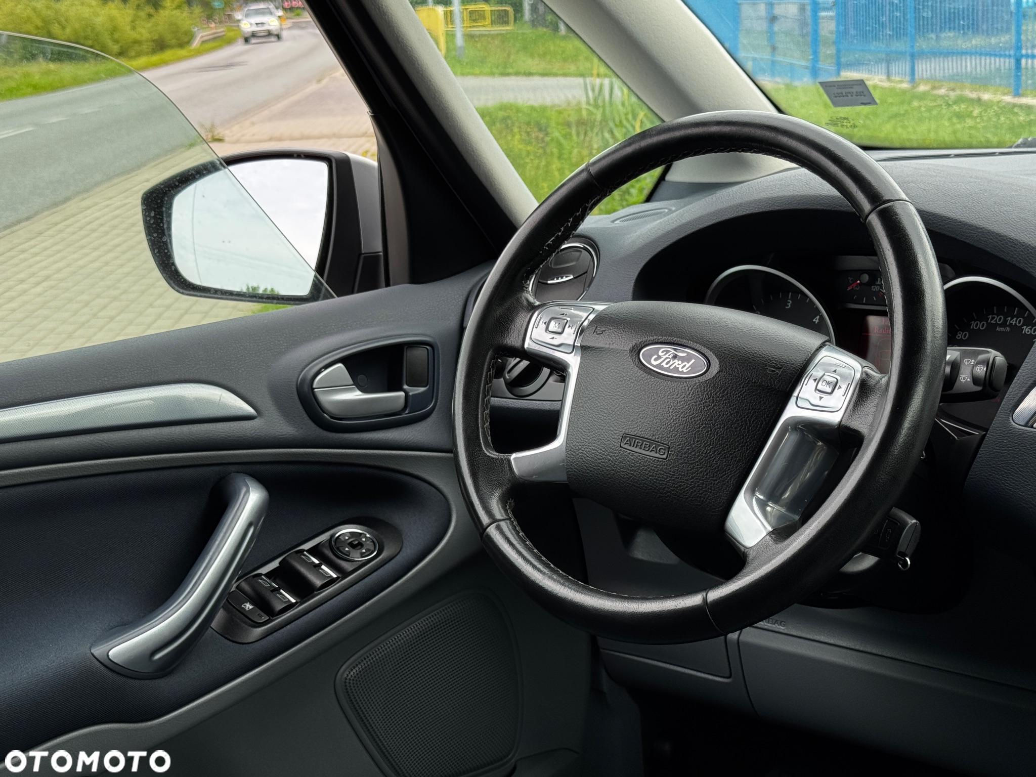 Ford Galaxy 2.0 TDCi DPF Ghia - 8