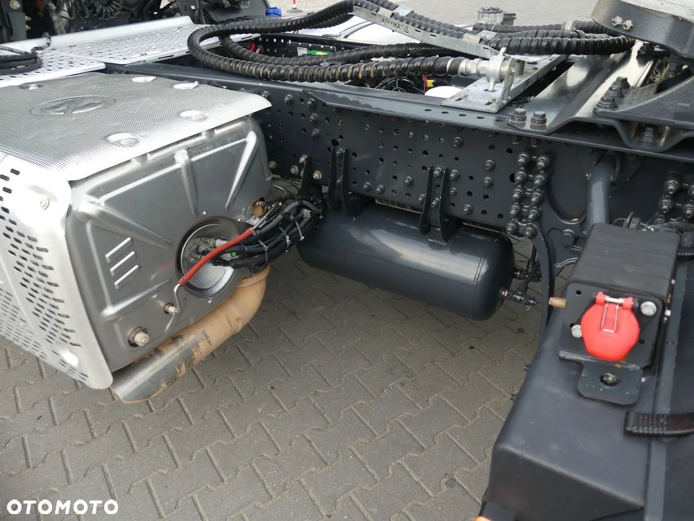 Iveco STRALIS X WAY 460 / EURO 6 / RETARDER / 460 TYS KM / - 18