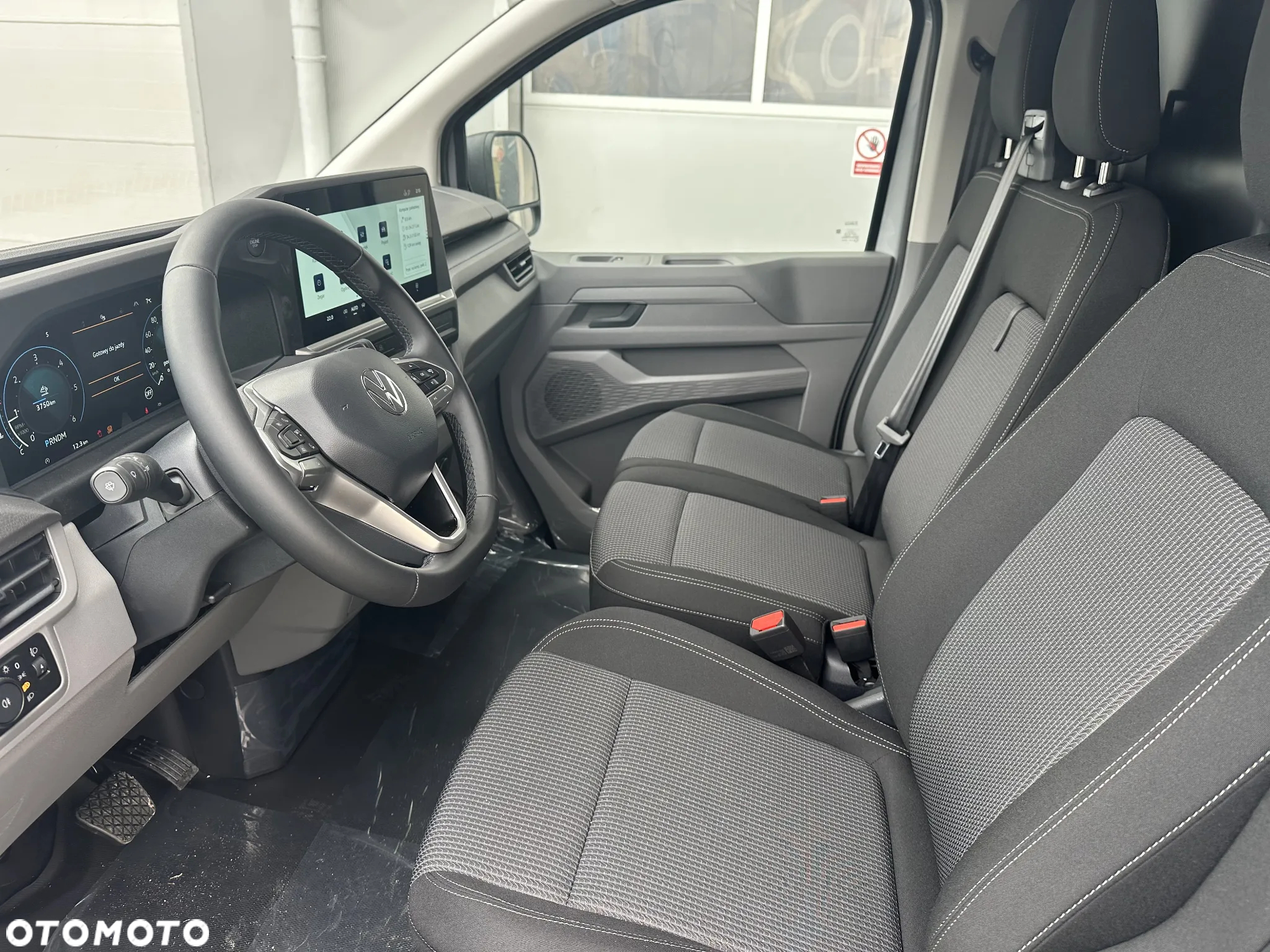 Volkswagen Transporter T7 - 13
