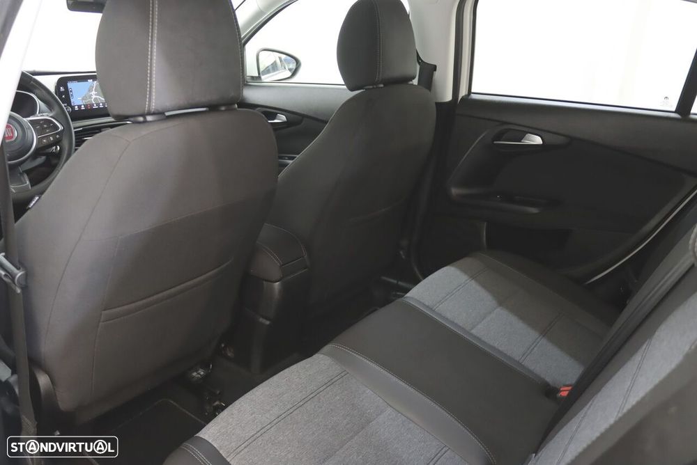 Fiat Tipo Cross 1.3 Multijet - 11