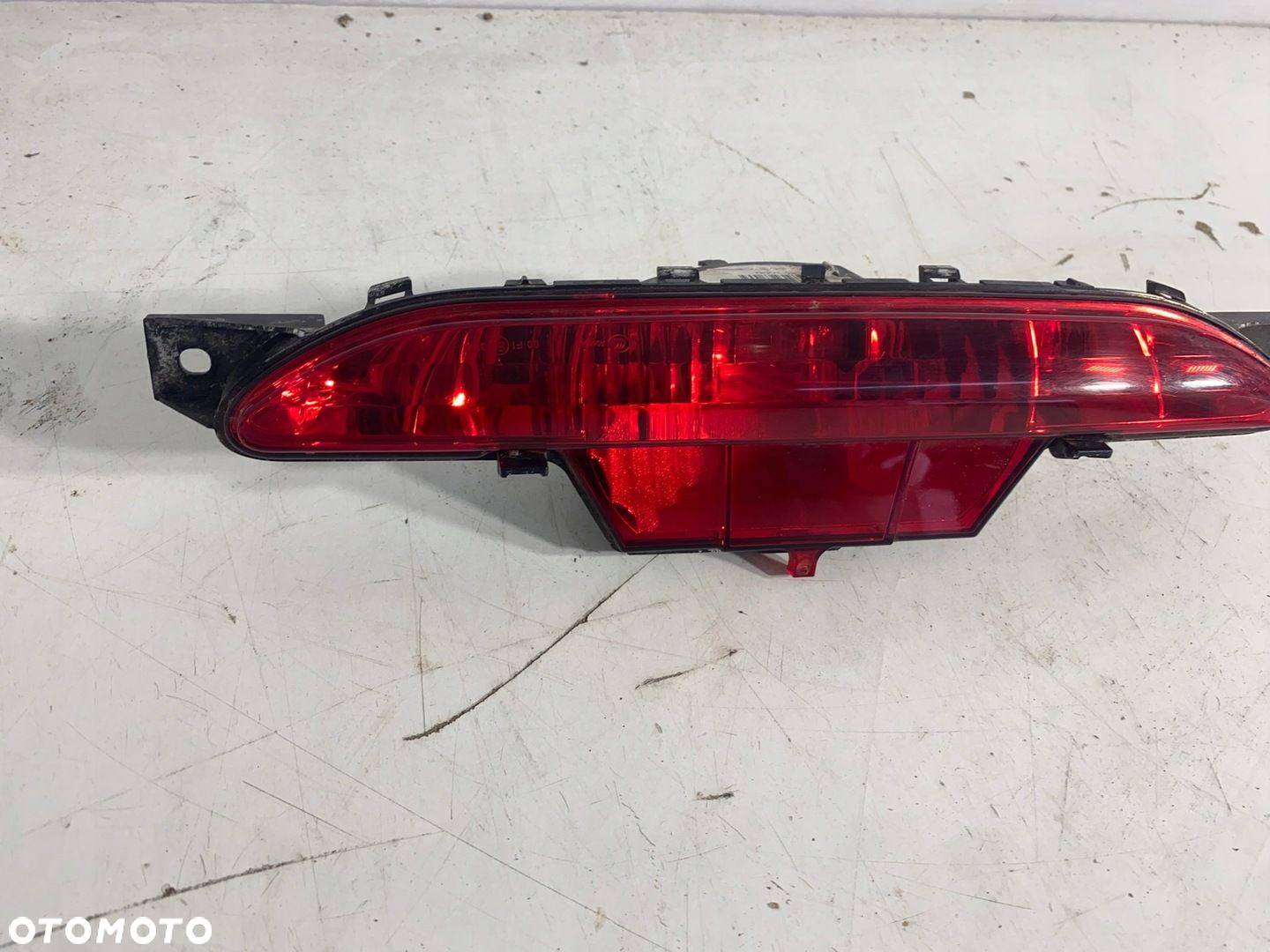 LAMPA TYLNIA PRZECIWMGIELNA PEUGEOT 208 I EU - 2