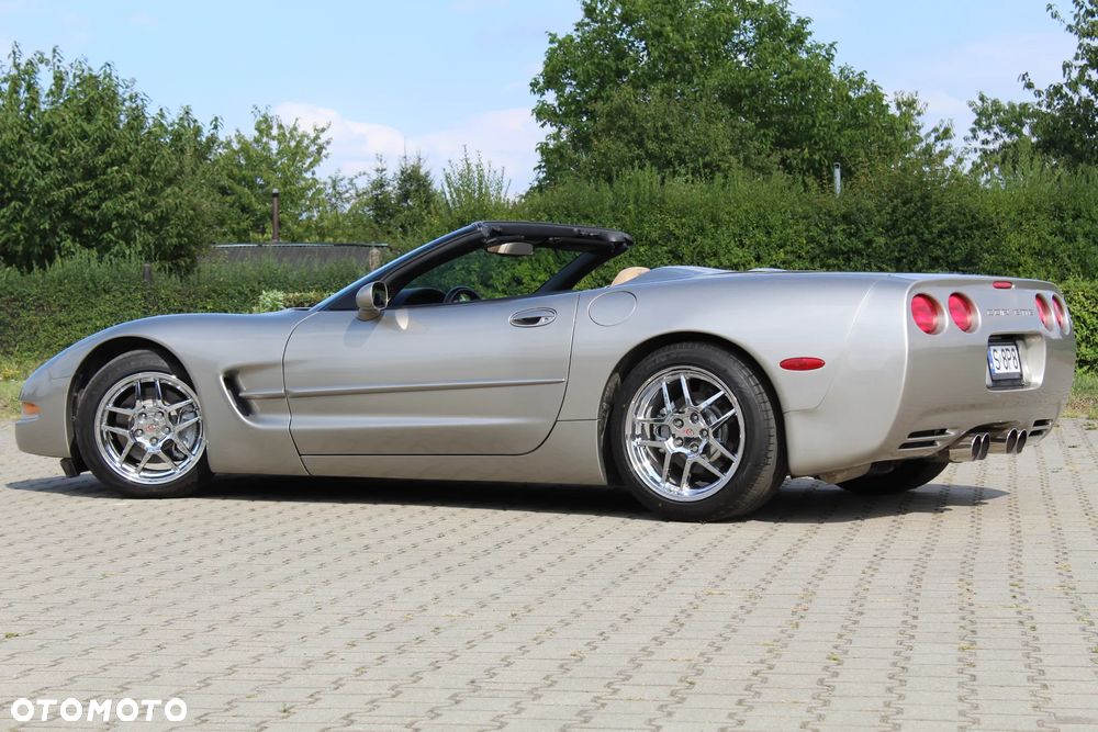 Chevrolet Corvette Cabrio SB - 6