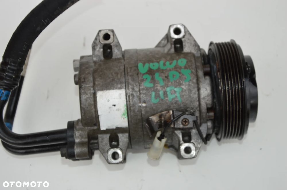 sprężarka klimatyzacji  volvo xc90 xc70 s60 s80 v70 2.4 d5 - 3