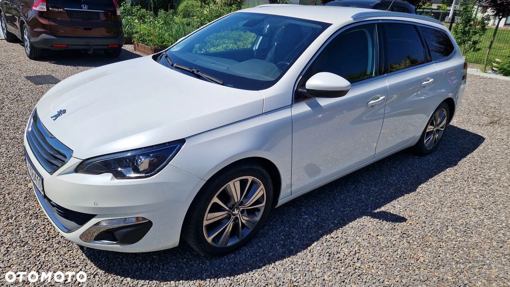 Peugeot 308 1.2 PureTech Allure S&S - 19