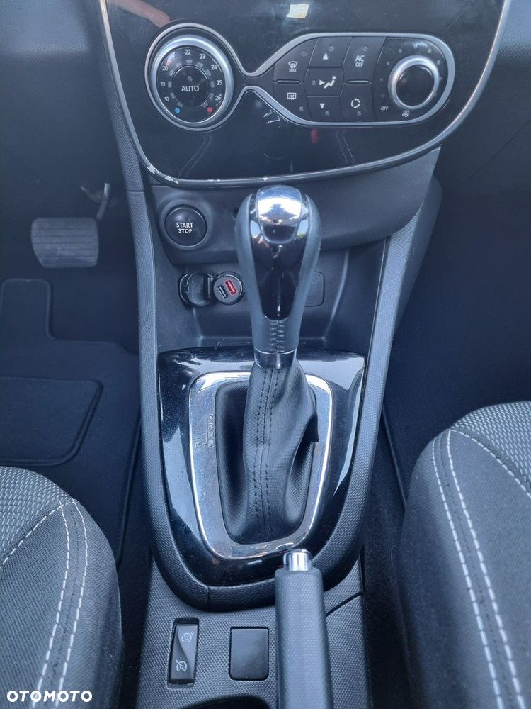 Renault Clio - 21