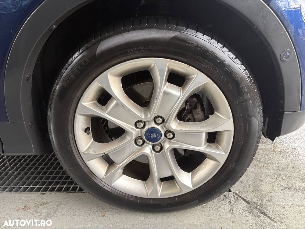 Ford Kuga 2.0 TDCi 4WD Powershift Titanium - 4