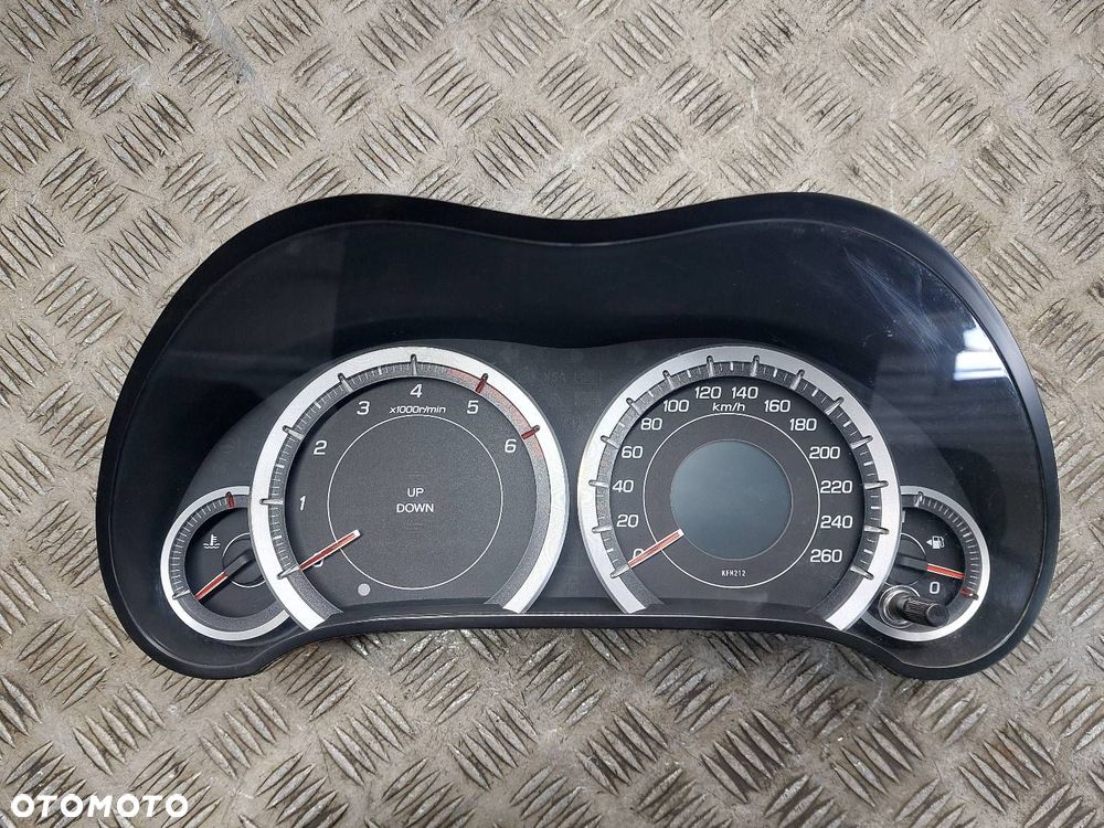 LICZNIK ZEGARY HONDA ACCORD VIII 2.2 D EU 78100-TL0-G113-M1 - 2