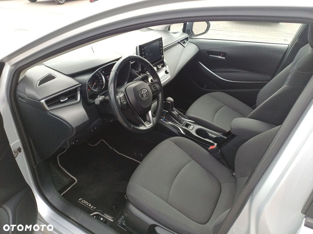 Toyota Corolla 1.8 Hybrid Comfort - 10