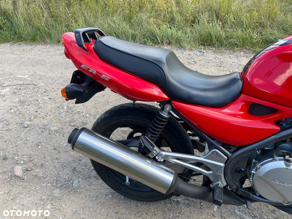 Kawasaki ER - 8