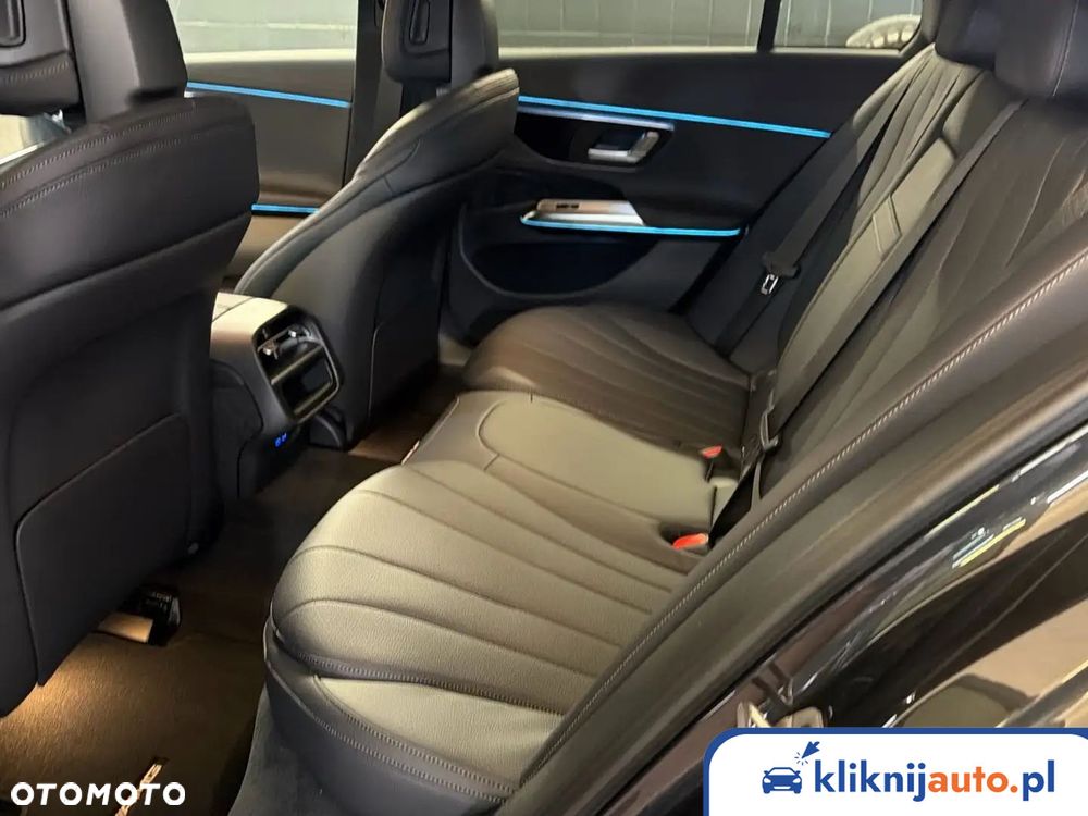 Mercedes-Benz Klasa E 220 d mHEV 4-Matic AMG 9G-Tronic - 8