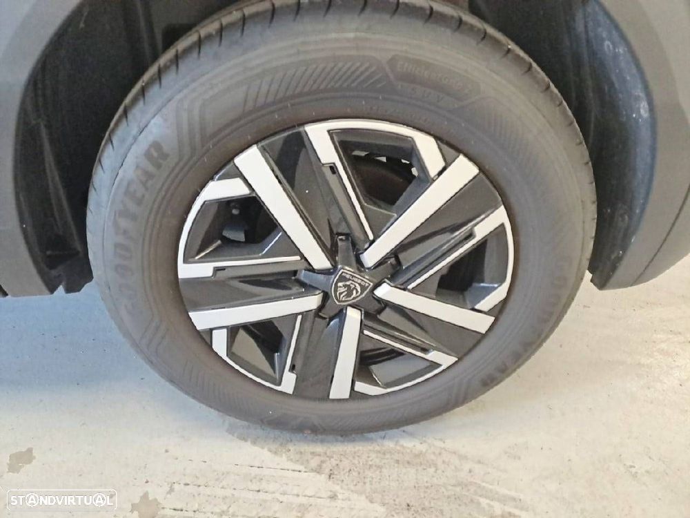 Peugeot e-2008 54 kWh Style - 11