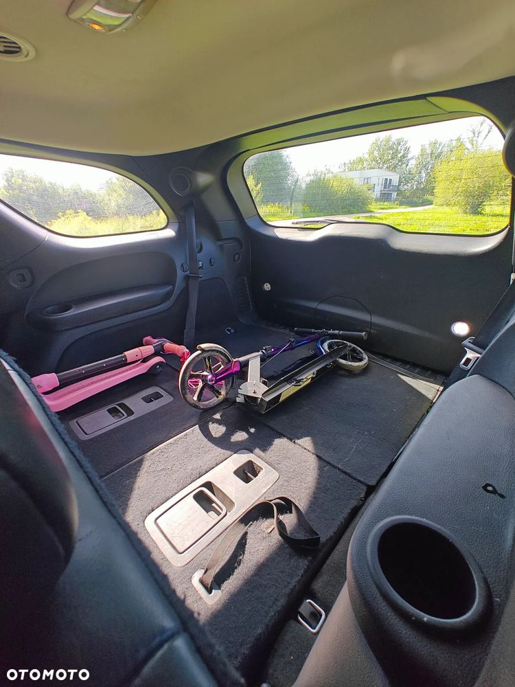 Dodge Durango - 17