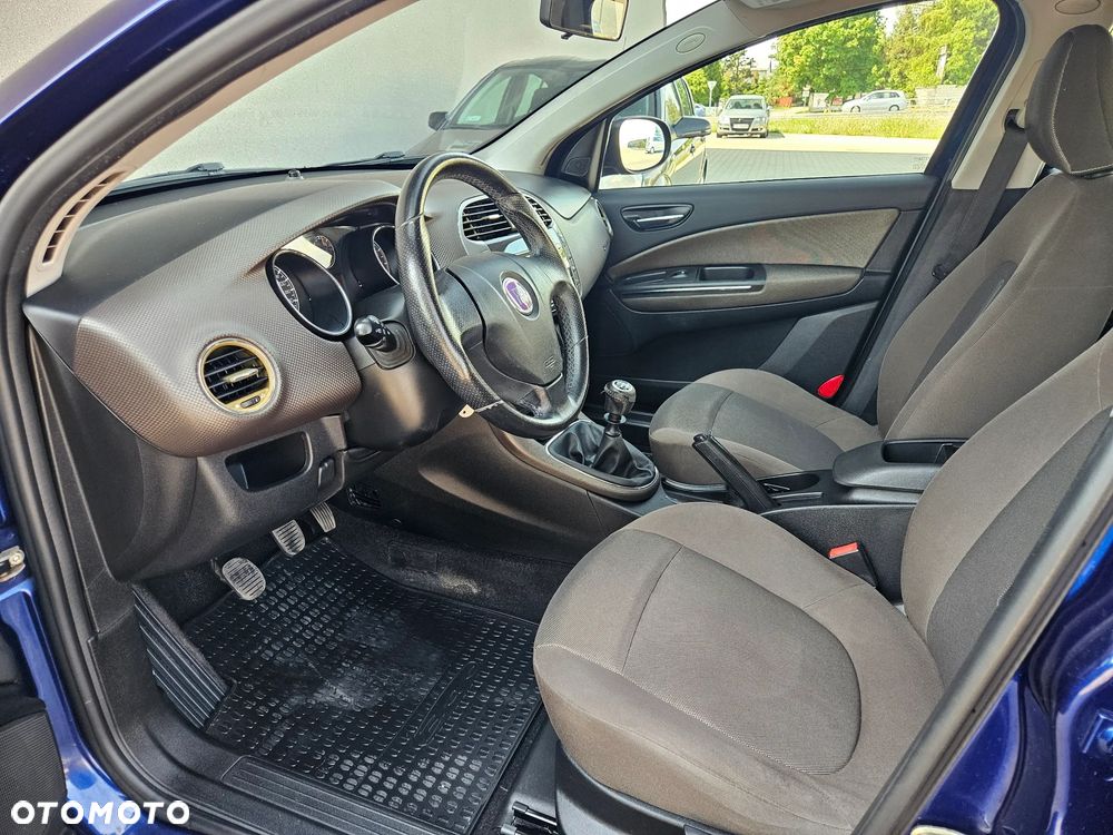 Fiat Bravo 1.4 16V Dynamic - 24