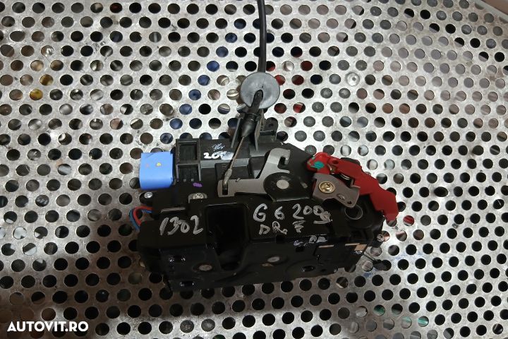 Broasca usa fata dreapta 3D1837016AC 3D1837016AC Volkswagen VW Golf 6 - 2