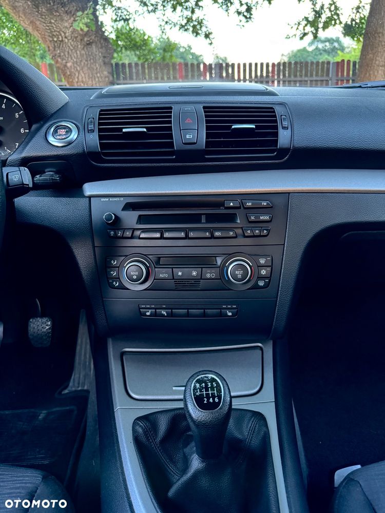 BMW Seria 1 116i - 14