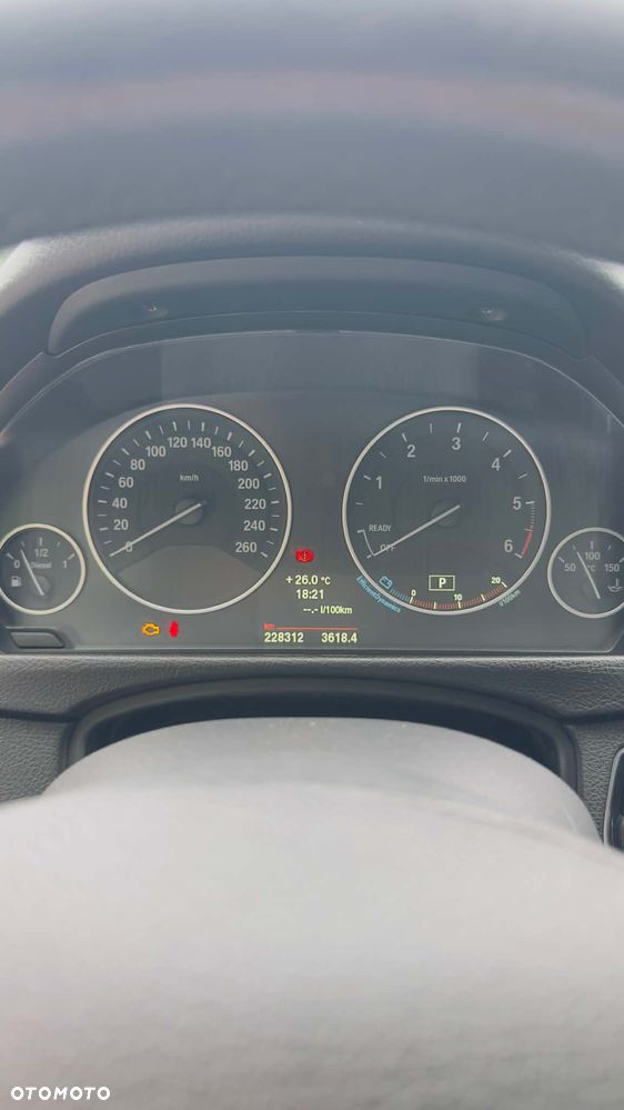 BMW Seria 3 330d xDrive Edition Luxury Line Purity - 19