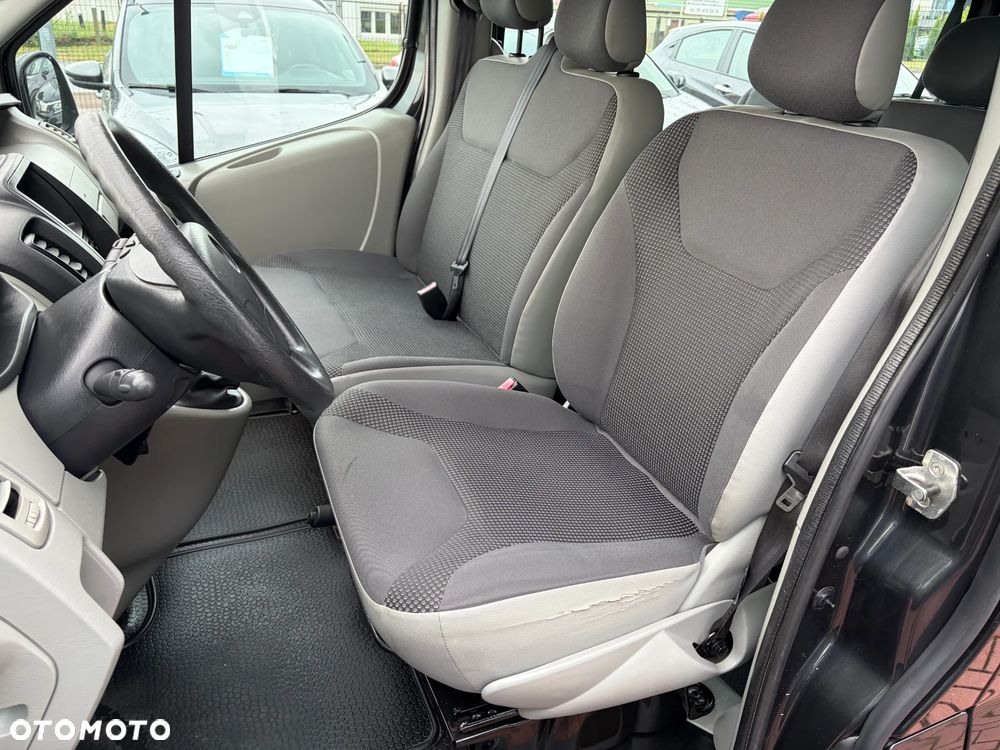 Opel Vivaro - 12