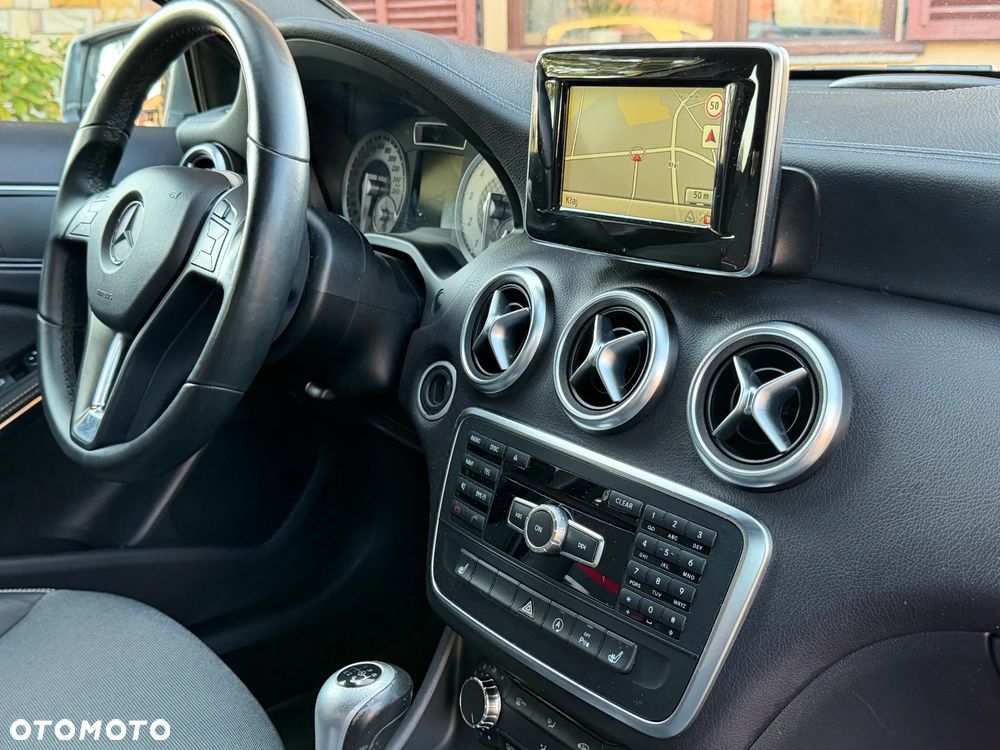 Mercedes-Benz Klasa A 180 2Style - 26