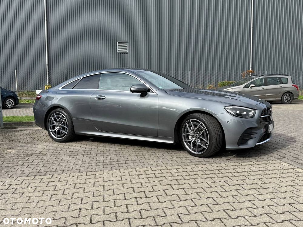 Mercedes-Benz Klasa E 200 4-Matic 9G-TRONIC - 4