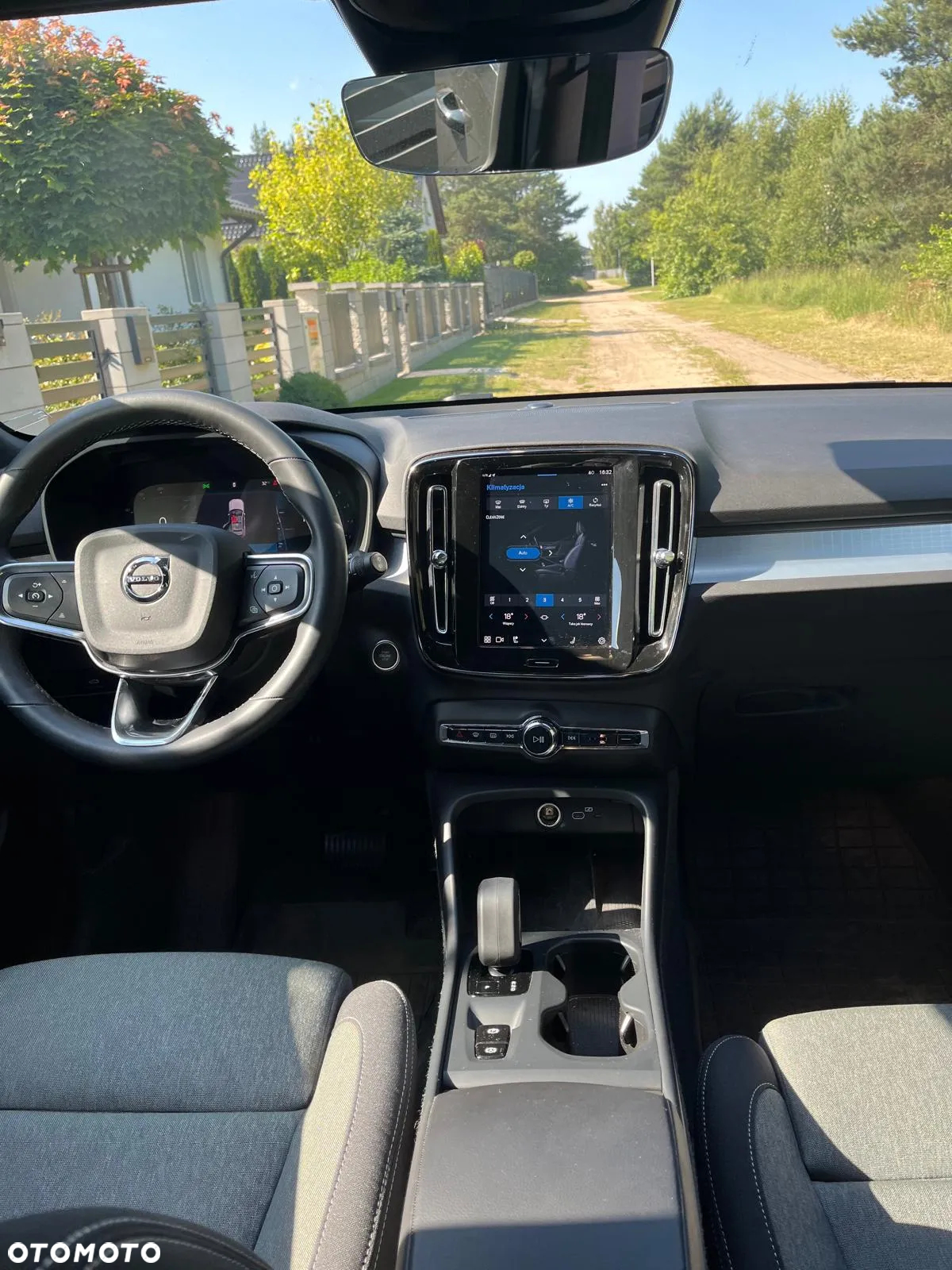 Volvo XC 40 B3 Core - 19