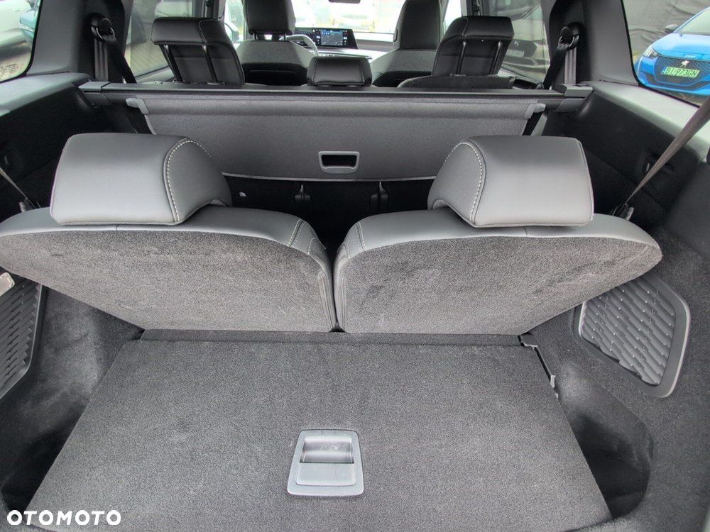 Peugeot 5008 1.2 PureTech mHEV GT S&S e-DCS6 - 12