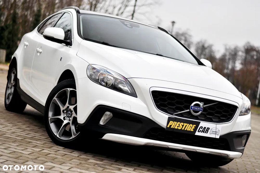 Volvo V40 Cross Country D2 Ocean Race - 1