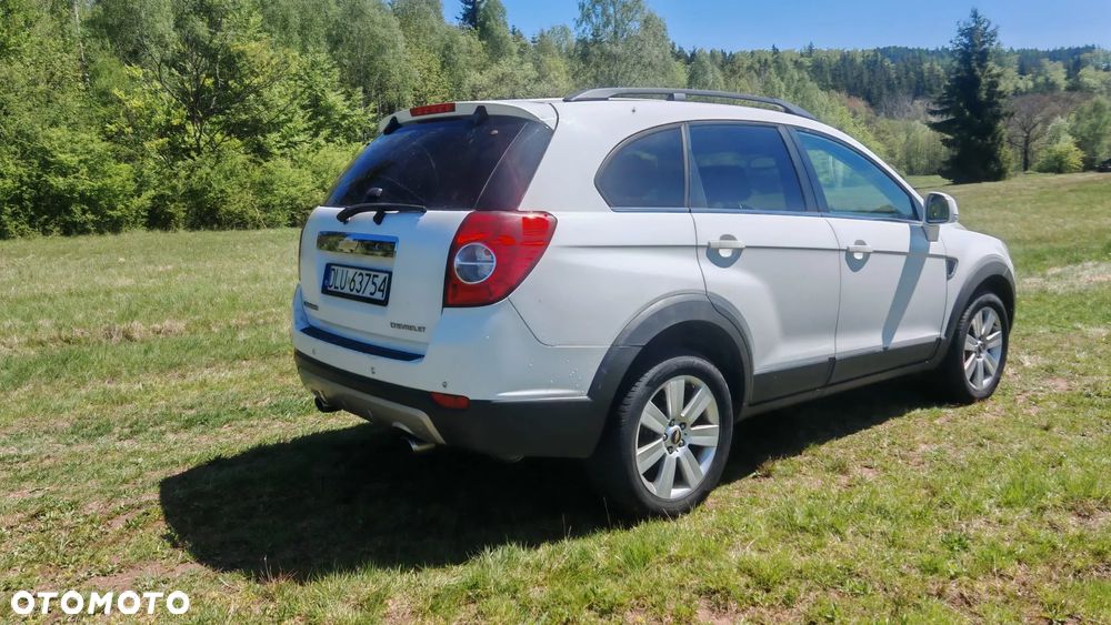 Chevrolet Captiva 2.0 d High - 9