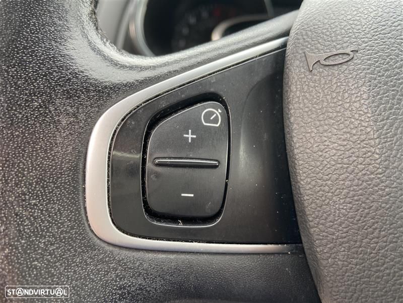 Renault Clio 0.9 TCe Limited - 11